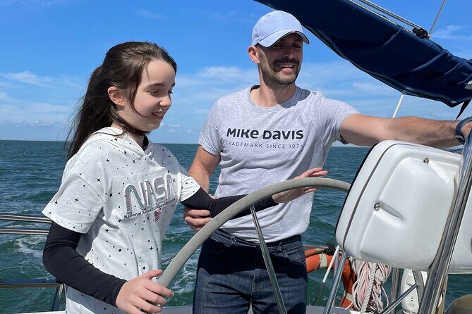 Private Sailing w/ Premium Wine Tasting Tour in Lisbon - An Unforgettable Lisbon Experience: Private Sailing with Premium Wine Tasting