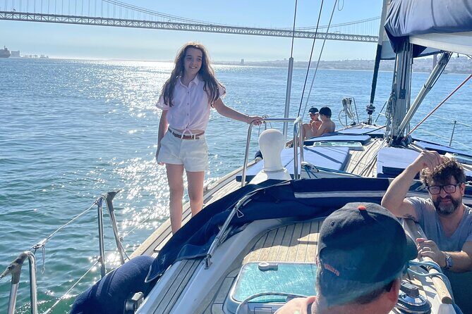Private Sailing w/ Premium Wine Tasting Tour in Lisbon - Key Points