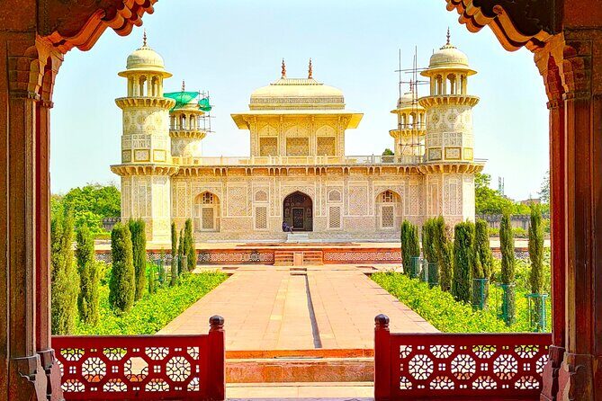Private Same day Taj Mahal Tour from Delhi by car - Who Should Consider This Tour?