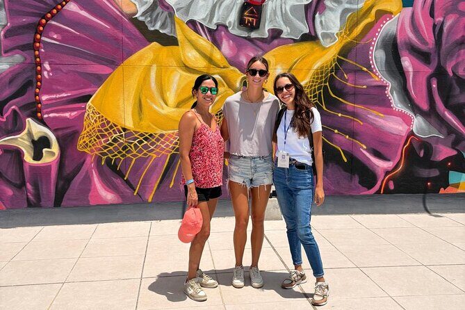 Private San Salvador city tour - History, Streetfood & Local Life - Key Points