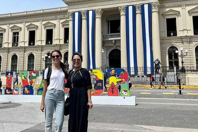 Private San Salvador city tour - History, Streetfood & Local Life - Key Points