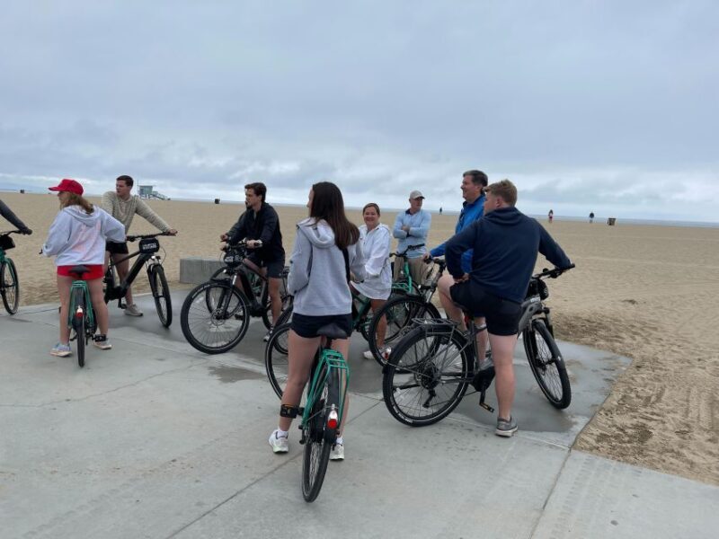 Private Santa Monica and Venice Beach Bike Tour - Exploring the LA Coast on Two Wheels
