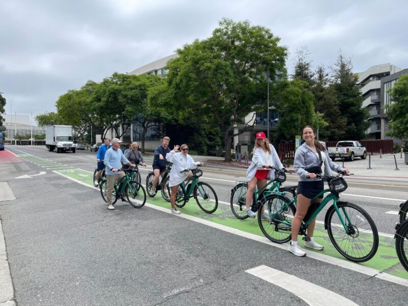 Private Santa Monica and Venice Beach Bike Tour - Venice Canals and Artistic Flair