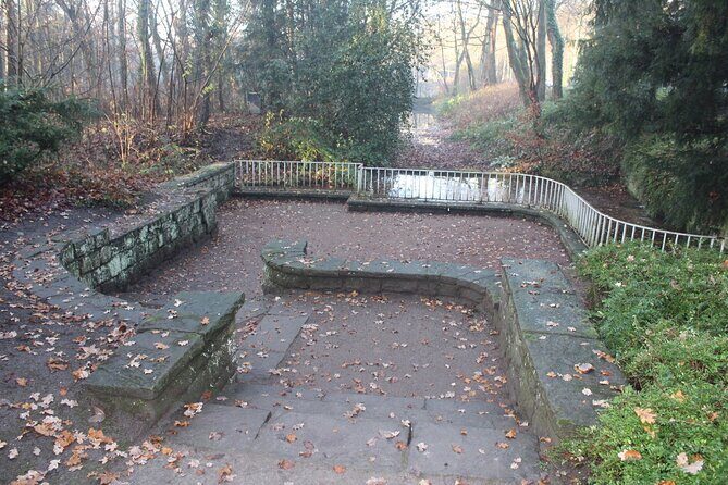Private scavenger hunt around the Berge Castle in Gelsenkirchen - Exploring the Experience: A Closer Look at the Tour
