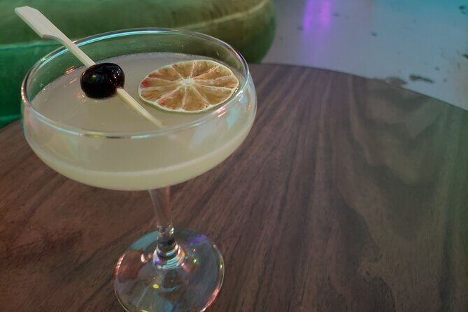 Private Seattle Cocktail Tour - The Cocktail Stops: Flavor and Stories