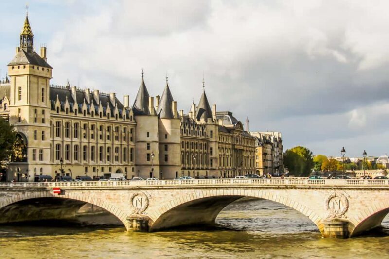 Private Secrets of Paris Bike Tour - In-Depth Review of the Secrets of Paris Bike Tour