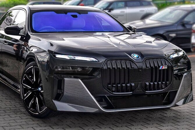 Private Sedan Arrival from J F Kennedy Airport JFK to Manhattan - A Detailed Look at the Private JFK to Manhattan Transfer