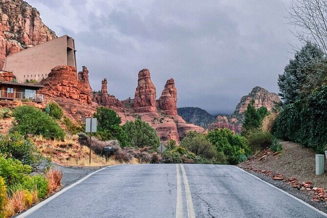 Private Sedona Day Trip from Phoenix: Red Rocks & Instagram Views - Key Points