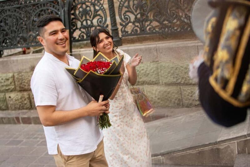 Private serenade in Guanajuato with the musical group "La Estudiantina" - The Experience in Detail: What to Expect from Your Guanajuato Serenade