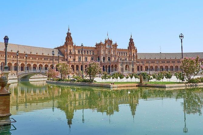 Private Seville Transfer from Lisbon with stop in Évora - An In-Depth Look at the Private Transfer Experience