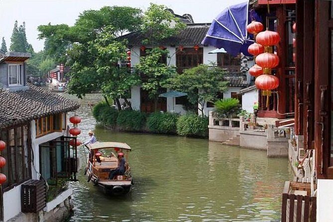 Private Shanghai Day Tour of Zhujiajiao Water Town,Yu Garden and Bund - Key Points