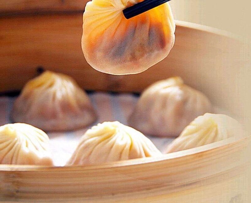 Private Shanghai Street Food Tasting and Old Town Walking - Key Points