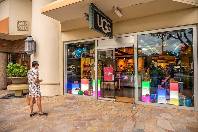 Private Shopping Tour from Honolulu to Waikele Premium Outlets - Key Points