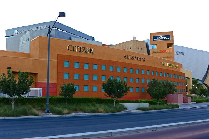 Private Shopping Tour from Las Vegas to North Premium Outlets - Private Shopping Tour from Las Vegas to North Premium Outlets