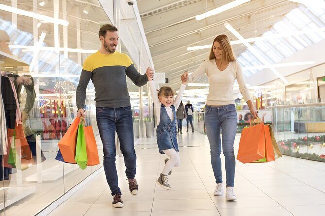 Private Shopping Tour from Melbourne hotels to Dfo Moorabbin - A Practical, Enjoyable Shopping Experience Just Outside Melbourne