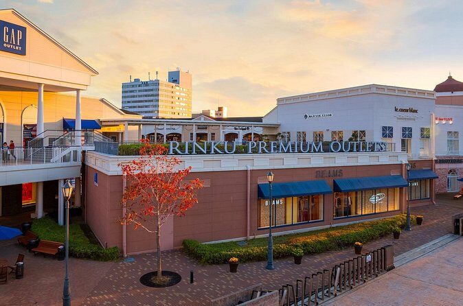 Private Shopping Tour from Osaka hotels to Rinku Premium Outlets - FAQs