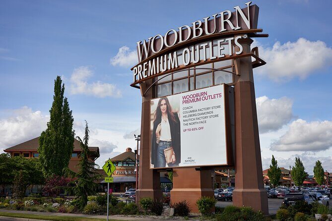 Private Shopping Tour from Portland Hotels to Woodburn Outlets - Key Points