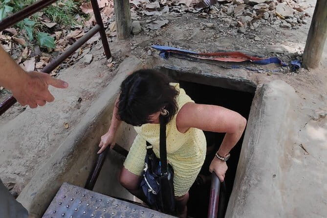 Private Shore Excursion: Cu Chi Tunnels & Ho Chi Minh City from Phu My Port - The Vibrant Heart of Ho Chi Minh City: Ben Thanh Market