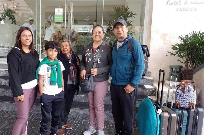 Private Shuttle from Riviera Maya to Cancun Airport - Who Should Consider This Service?