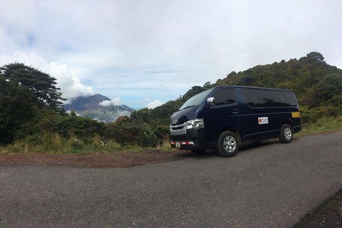 Private Shuttle from San Jose airport to Arenal La Fortuna - Efficient and Comfortable: Private Shuttle from San Jose Airport to Arenal La Fortuna