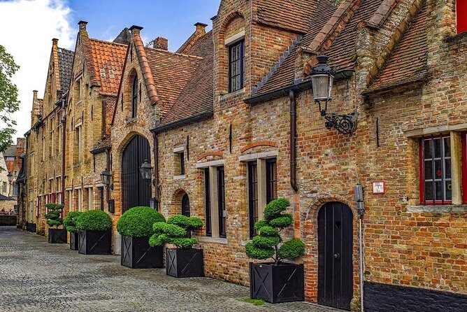 Private Sightseeing Day Trip to Ghent and Bruges from Amsterdam - Frequently Asked Questions