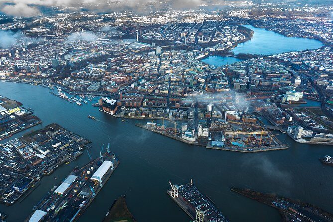 Private Sightseeing Flight Over Hamburg - What Past Travelers Say