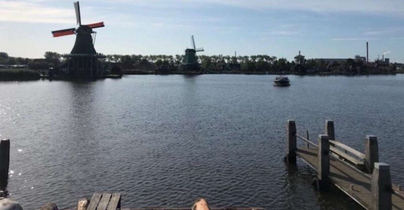 Private sightseeing tour to the Windmills & Giethoorn - A Deep Dive into the Tour Experience