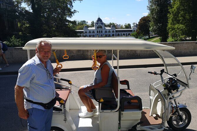 Private Sightseeing Tour using Electric Tuk Tuk Ride in Budapest - Exploring Budapest in Style: The Electric Tuk-Tuk Experience