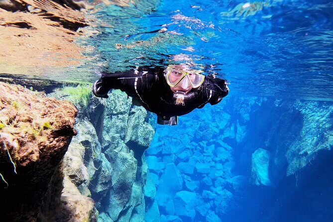 Private Silfra Snorkeling 6 p. group - Meet on Location - with Underwater Photos - Who Should Consider This Tour?