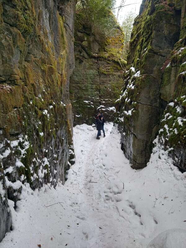Private Singhampton Caves Snowshoe-Collingwood/Blue Mountain - Key Points