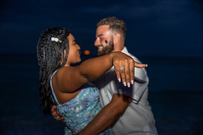 Private Sip and Paint Experience for Couples in Aruba - The Experience in Detail