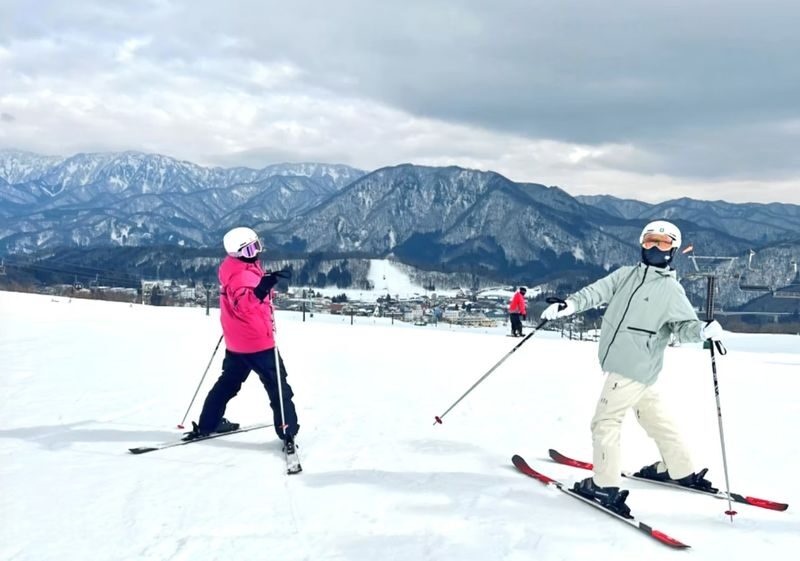 Private Ski Lessons in Hakuba GoryuHappo-oneIwatakeTsugaike - Picking the right Hakuba resort