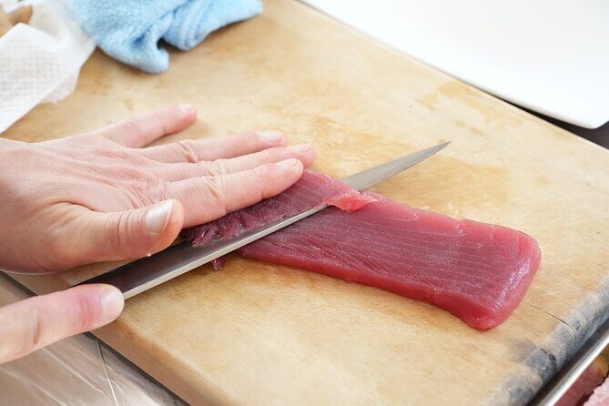 Private & Small Group 3 Types of Sushi Lesson & Supermarket Tour - FAQs