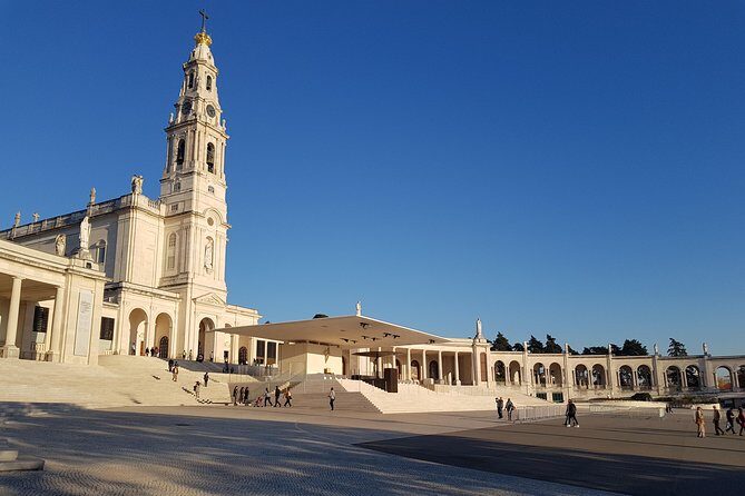 Private Small Groups Tour Fátima Full Day - The Value of This Experience