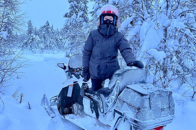 Private snowmobile day tours - FAQ