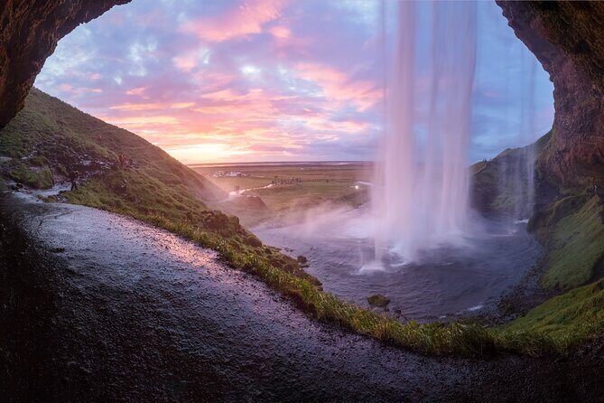 Private South Coast, Black Sand Beach and Glacier (Up to 8 Pax) - Key Points