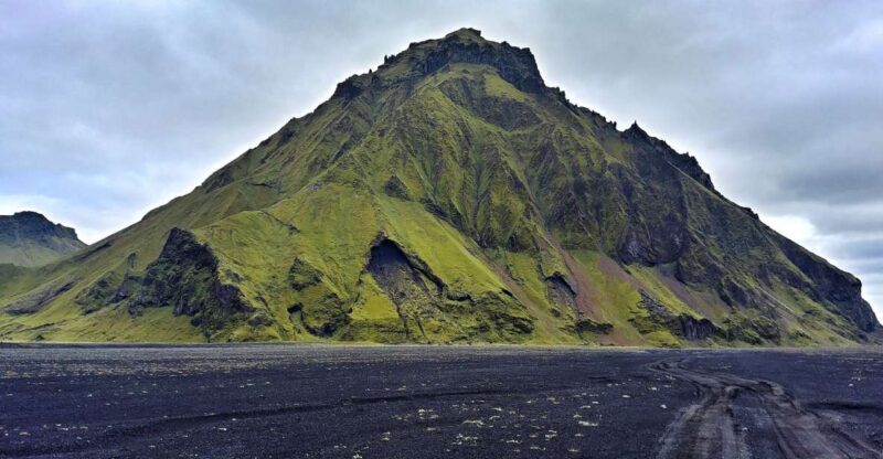 Private South Coast, Ice Cave, & Black Sands Tour - Key Points