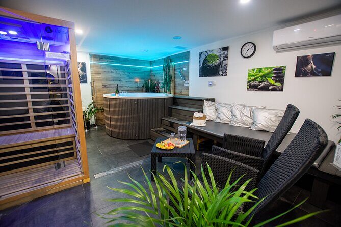 Private Spa with Jacuzzi and Sauna - A Closer Look at the Private Spa Experience in Prague