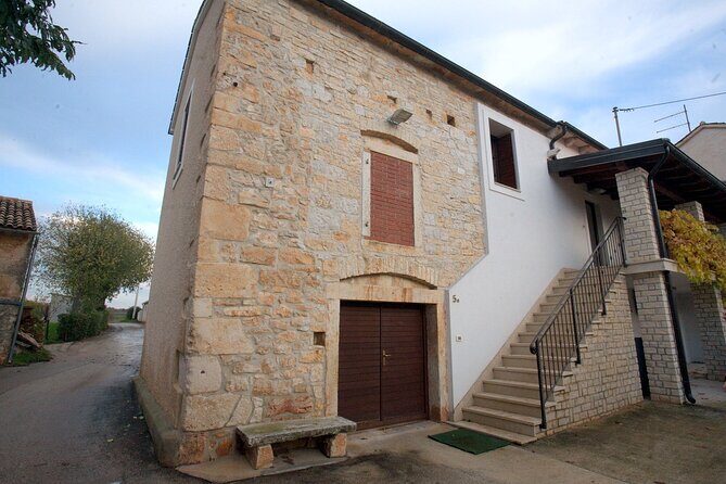 Private Sparkling Wine Tasting in Istria - Who Is This Tour Best For?