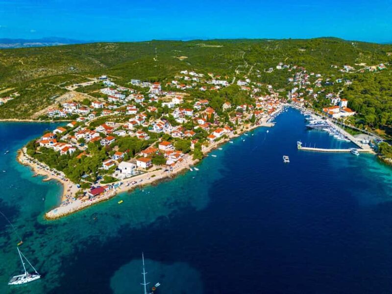 Private Speedboat Tour: Blue Lagoon & 3 Islands from Split - Key Points