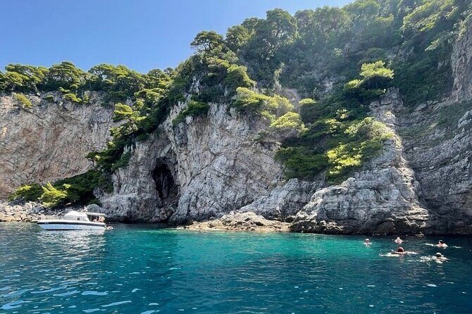 Private Speedboat Tour | Caves Beaches Islands and more - Exploring Dubrovnik’s Islands and Caves: An In-Depth Look