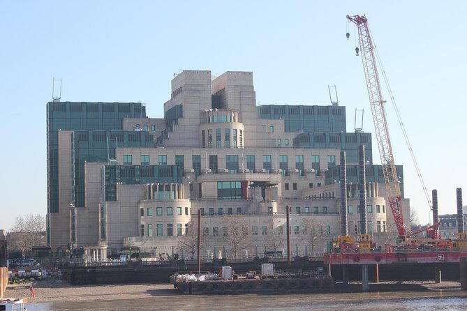 Private Spy Walking Tour of London - Detailed Breakdown of the Itinerary