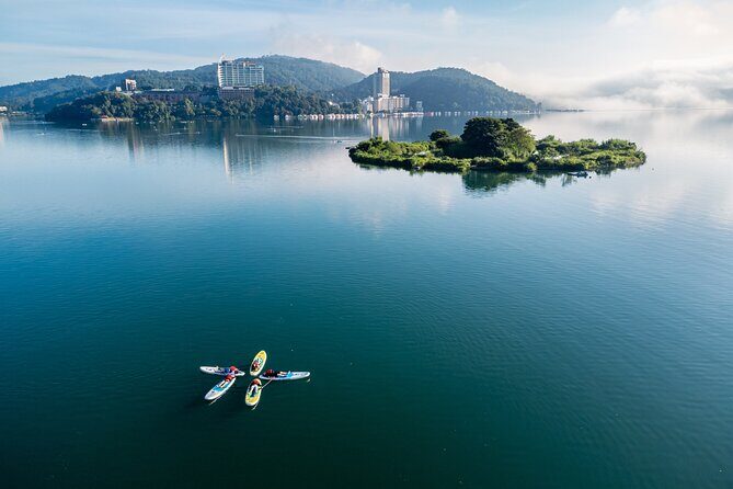 Private Stand Up Paddleboarding Adventure in Sun Moon Lake - The Sum Up
