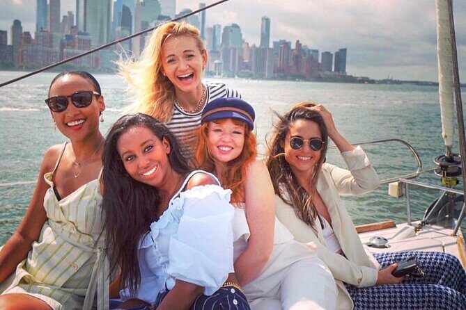 Private Statue of Liberty Sailing Tour - FAQs