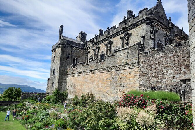 Private Stirling Day Guided Tour in the Premier Classic LEVC TXE - Exploring Stirling: What Makes This Tour Stand Out