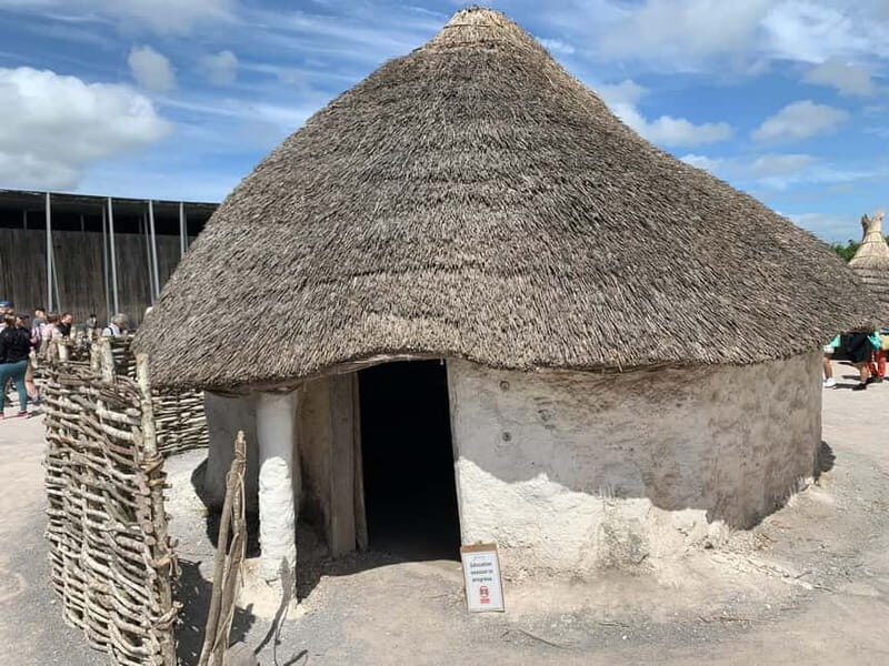 Private Stonehenge Tour from London with Optional Guide - The Optional Guide – An Enriching Addition