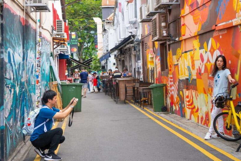 Private Street Art Tour in Singapore - Key Points