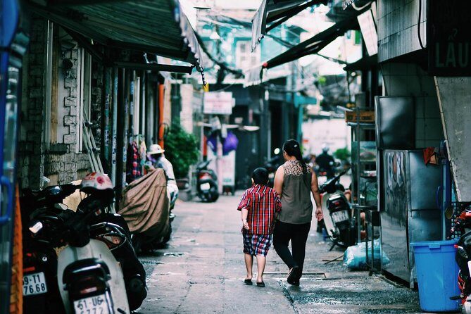 Private Street Food Tour by Motorbike/Car with Local Students - Key Points