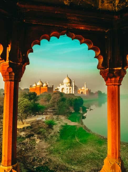 Private Sunrise Taj Mahal and Agra fort from jaipur by car - The Sum Up