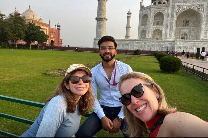 Private Sunrise Taj Mahal Tour from Delhi By Car -All inclusive - The Full Experience: A Deep Dive into the Taj Mahal Private Tour